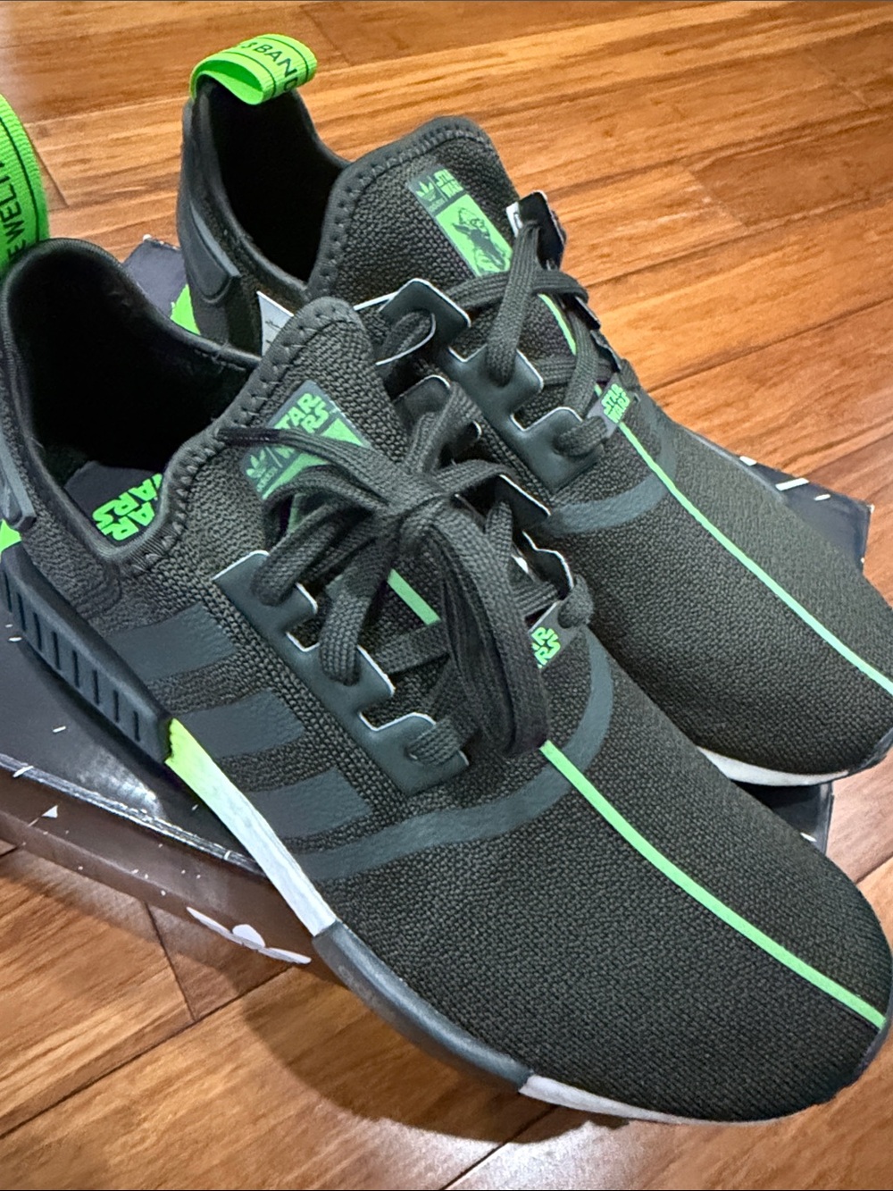 NWT Adidas Star Wars NMD Yoda Size 10 - Picture 4 of 7
